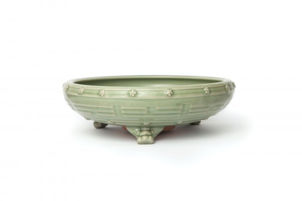 Celadon tripod bowl